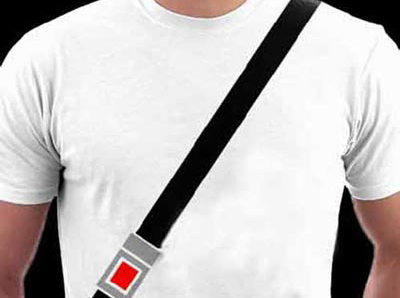 “安全帶T恤衫”到底是在忽悠誰?